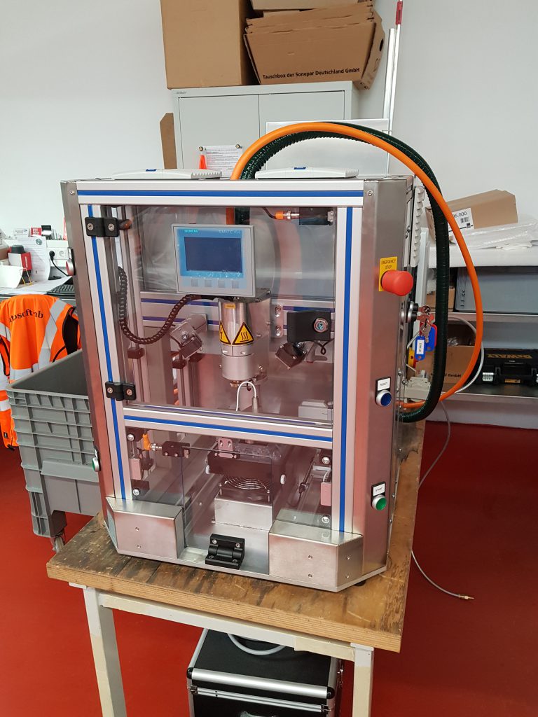 Laborgerät zur Reinigung durch Plasmaquelle in der Wasseranalytik (2020)